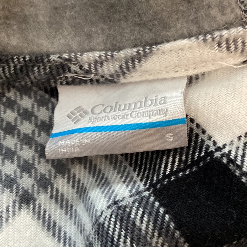 Shacket never worn - Picture 3 of 3